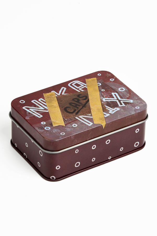 Fallout Bottle Cap Series: Nuka Mix with Collectible Tin