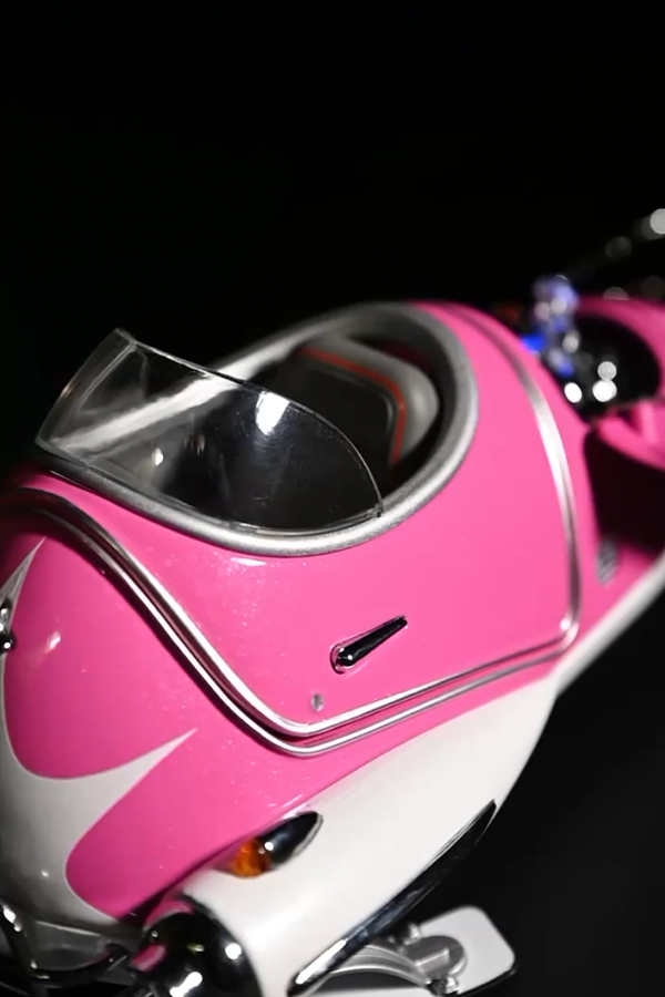 Fallout Hot Pink Snowtrack Flea Die-Cast Replica (Bethesda Gear Exclusive)