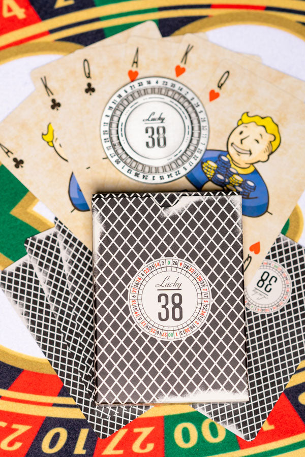 Lucky 38 Poker Starter Set - card backs and faces