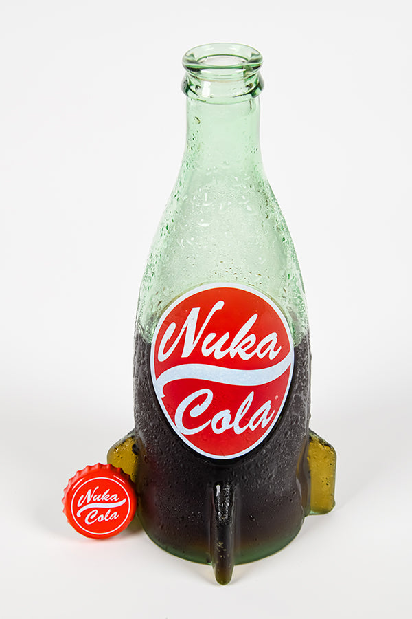Image: Fallout Nuka Cola Glass Bottle & Cap with liquid inside view 2