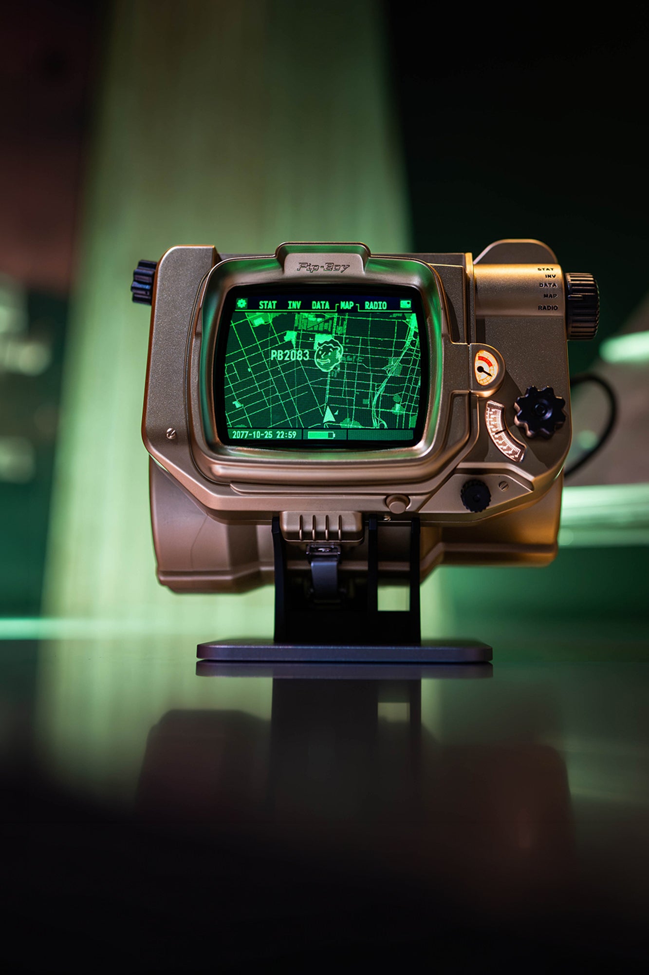 Fallout Pip-Boy 3000 Mk V Die-Cast Replica - Overseer’s Edition