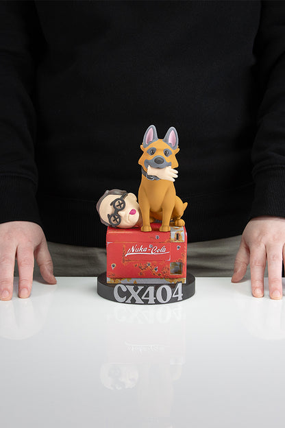 Fallout Series CX404 & Wilzig Vinyl Figure by Dark Horse