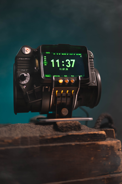 Fallout Pip-Boy 3000 Replica – Official Bethesda Gear Store Fallout Pip-Boy 3000 Replica – Official Bethesda Gear Store
