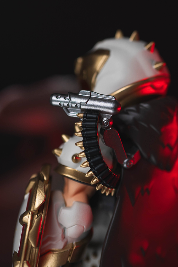 DOOM: The Dark Ages Slayer Mini Collectible Figure (Divinity Variant)