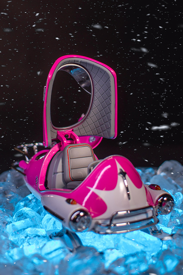 Fallout Hot Pink Snowtrack Flea Die-Cast Replica (Bethesda Gear Exclusive)