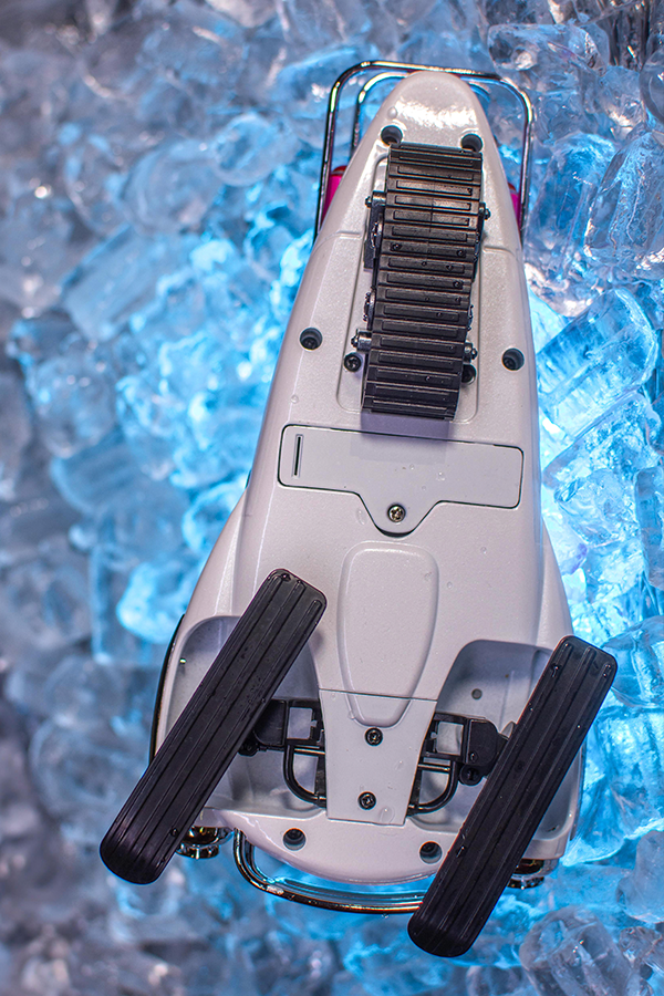 Fallout Hot Pink Snowtrack Flea Die-Cast Replica (Bethesda Gear Exclusive)