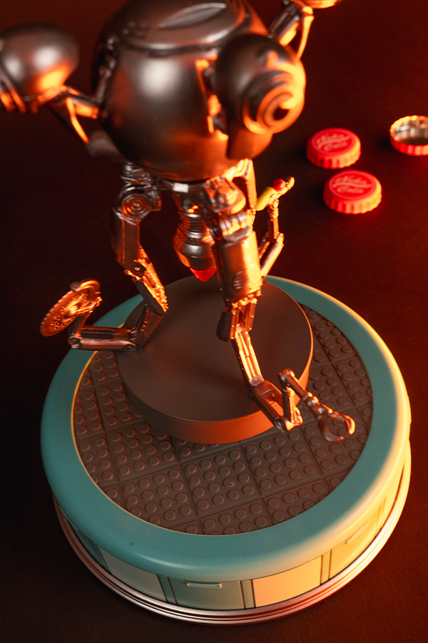 Fallout Floating Mr Handy Figurine