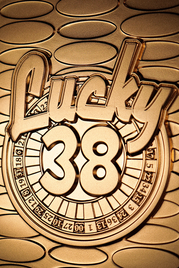 Fallout™: New Vegas Lucky 38 Metal Casino Set