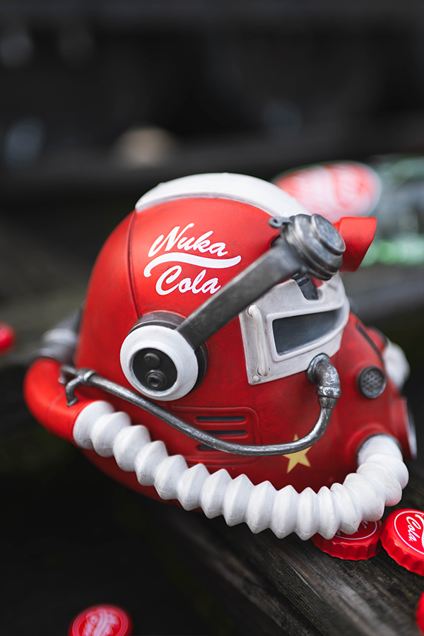 Fallout Nuka-Cola Power Armor Helmet Mini Desktop Statue