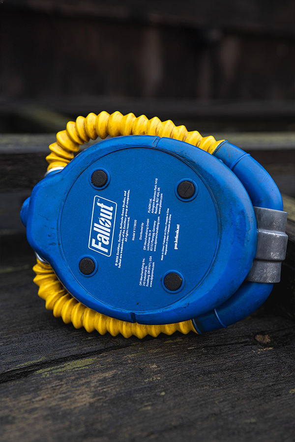 Fallout Vault-Tec T-51 Power Armor Helmet Mini Desktop Statue