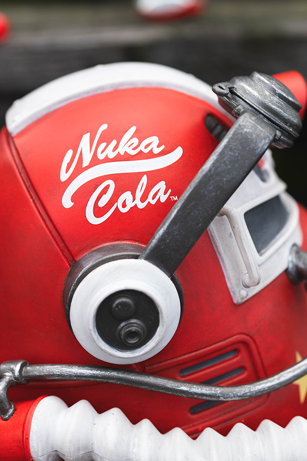 Fallout Nuka-Cola Power Armor Helmet Mini Desktop Statue