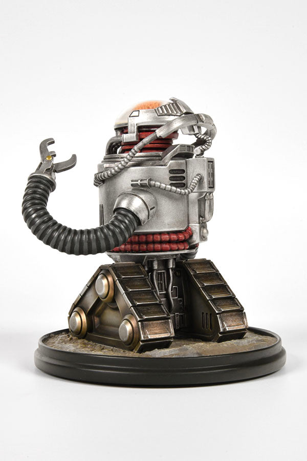 Image: Fallout Robobrain Statue back view