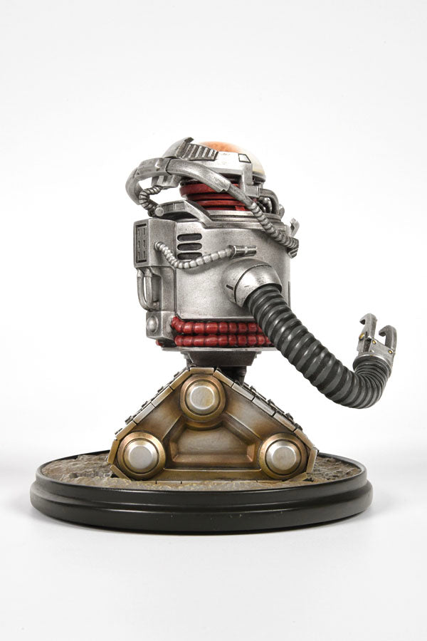 Image: Fallout Robobrain Statue side view 2