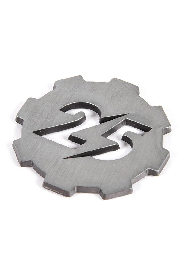 Image: Fallout 25th Anniversary Pin view 2