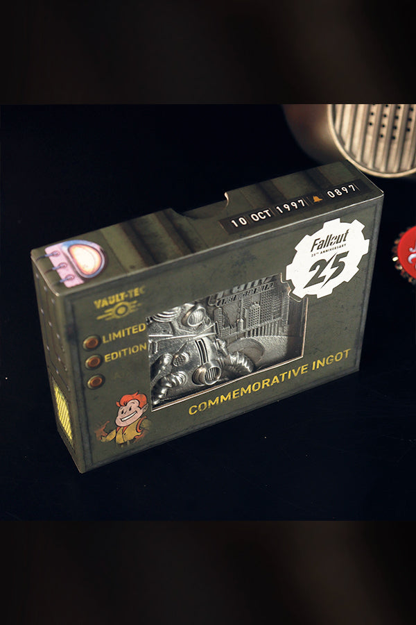 Image: Fallout Limited Edition 25th Anniversary Ingot top view of packaging